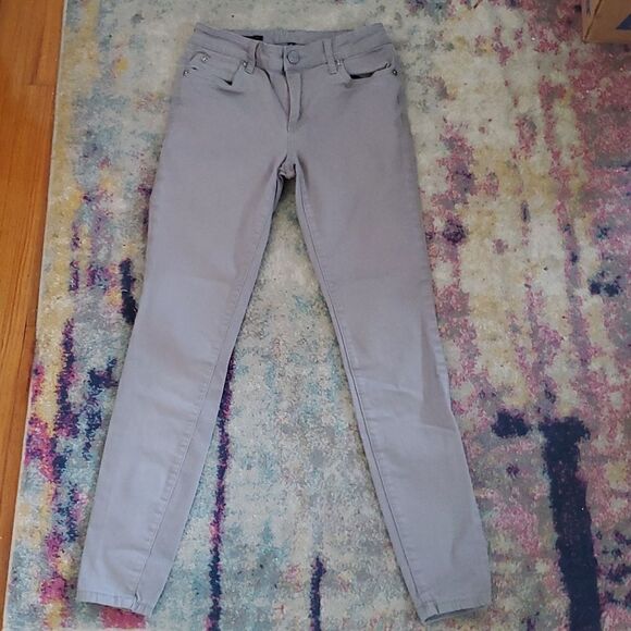 2 Pair Kut From the Kloth Jeans Size 4 - Picture 2 of 16